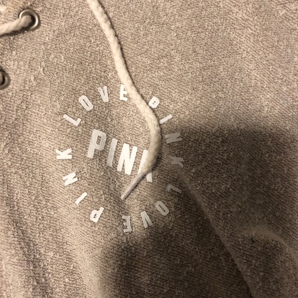 Pink beach throw - Picture 3 of 3